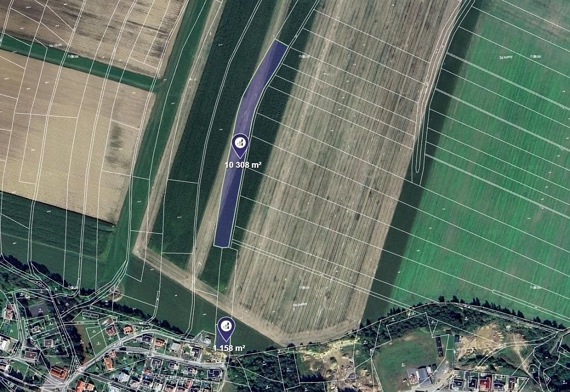 Prodej pole 12 661 m²