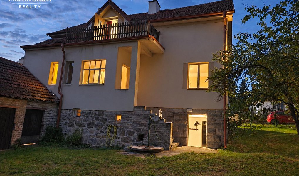 Prodej domu 211 m² s pozemkem 736 m², Ždírec – náhled fotky 2