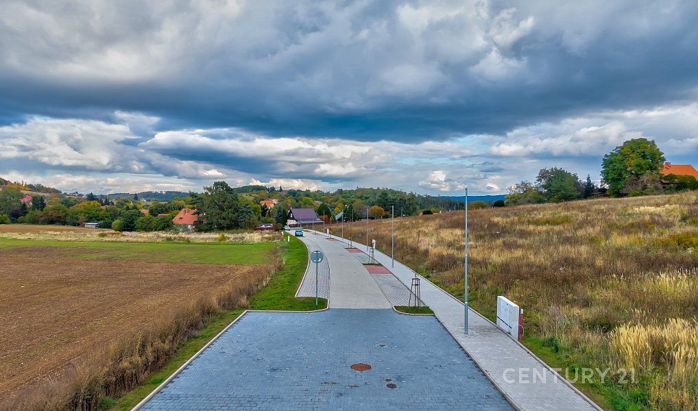 Prodej stavebního pozemku 2 877 m², Vonoklasy – náhled fotky 6