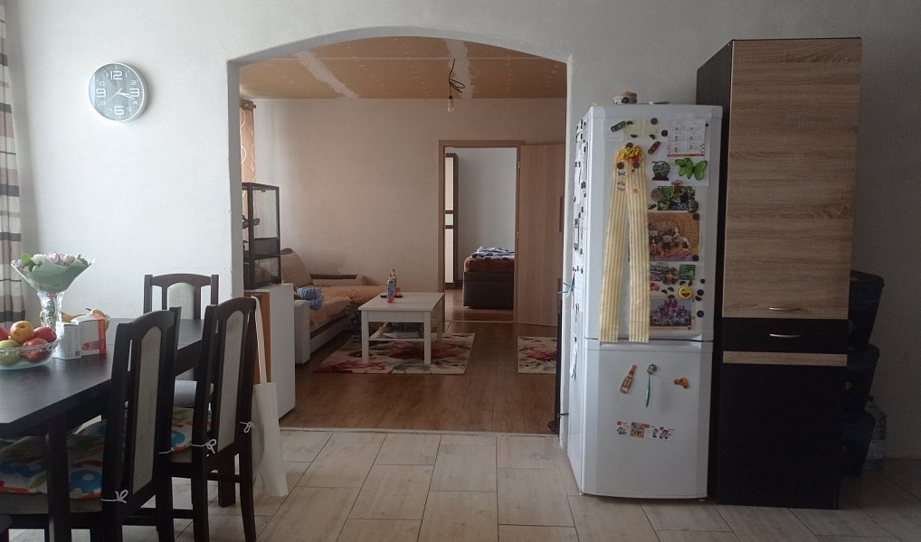 Prodej domu 146 m² s pozemkem 1 022 m², Drnholec – náhled fotky 8