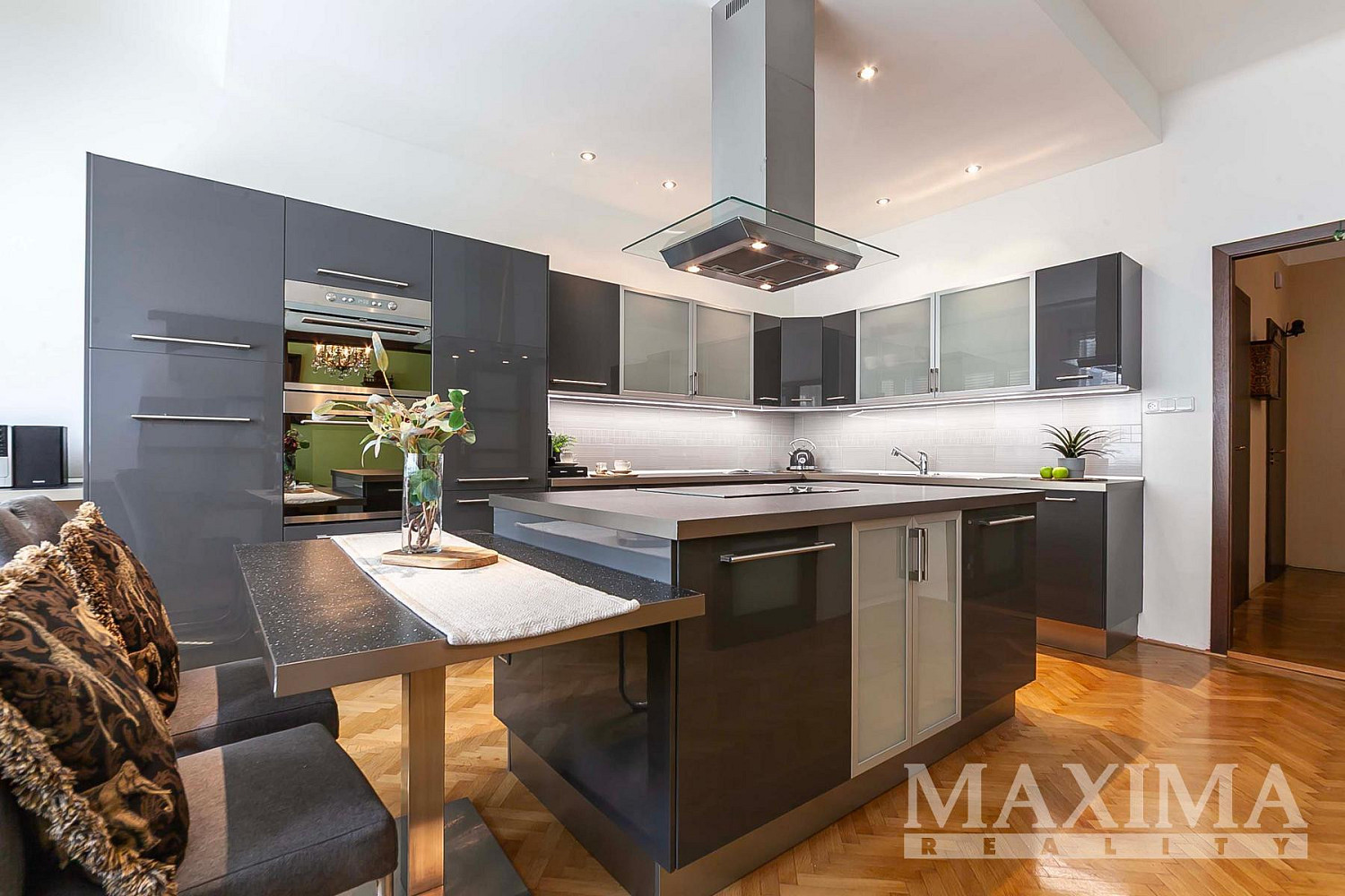 Prodej bytu 2+1 89 m² – fotografie 2
