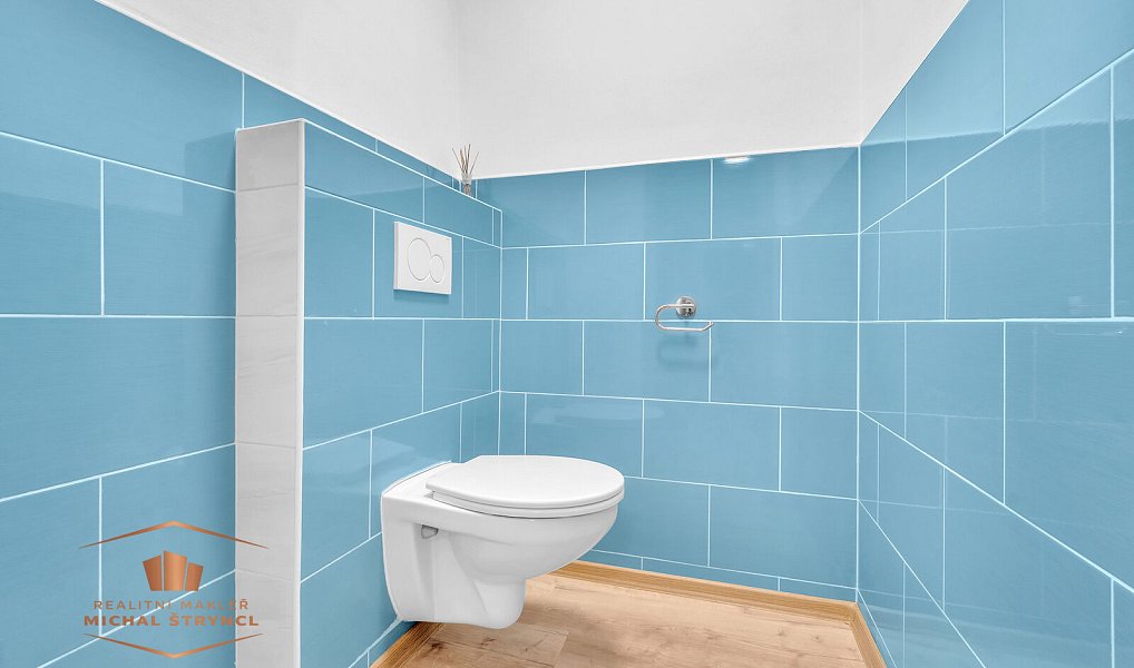 Prodej domu 200 m² s pozemkem 1 044 m², Újezd – náhled fotky 12