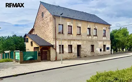 Prodej domu 200 m² s pozemkem 901 m², Kostelní, Kladruby, okres Tachov