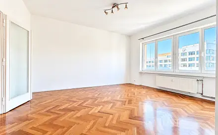 Pronájem bytu 2+1 64 m²