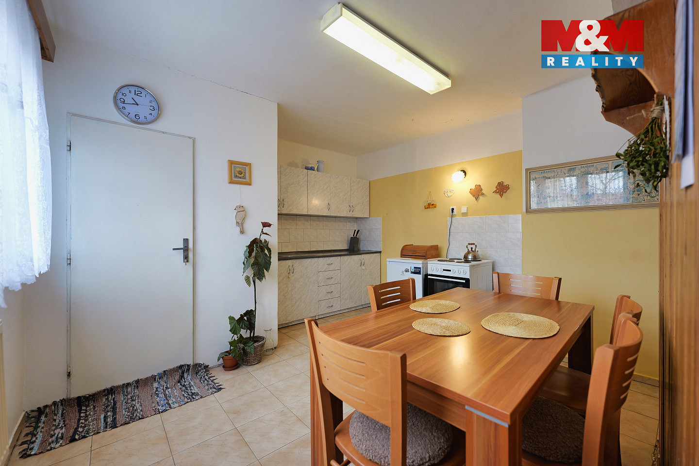 Prodej domu 240 m² s pozemkem 1 701 m² — photo 3