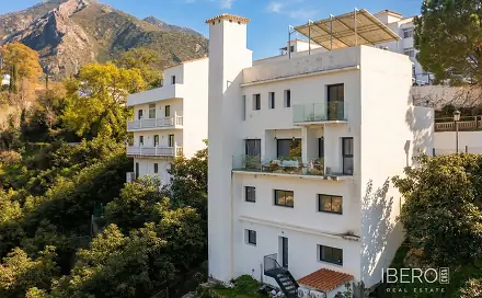 Prodej domu 339 m² s pozemkem 410 m², Istán, Španělsko