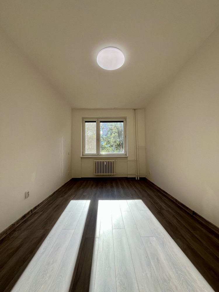 Pronájem bytu 2+1 55 m² – fotografie 5