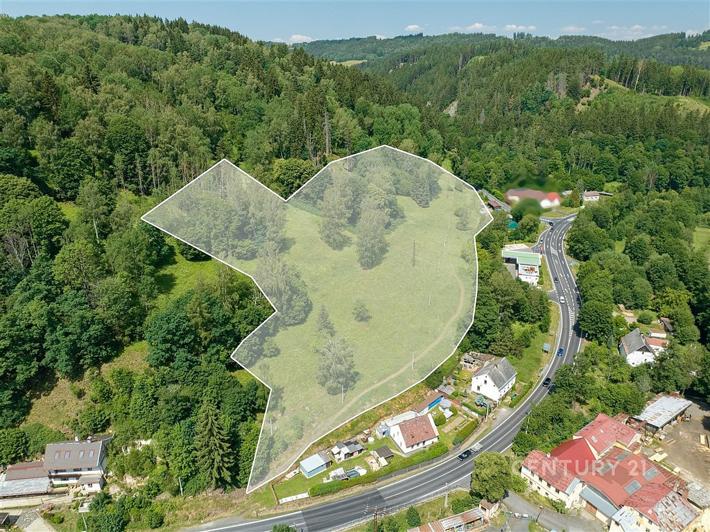 Prodej stavebního pozemku 18 621 m²