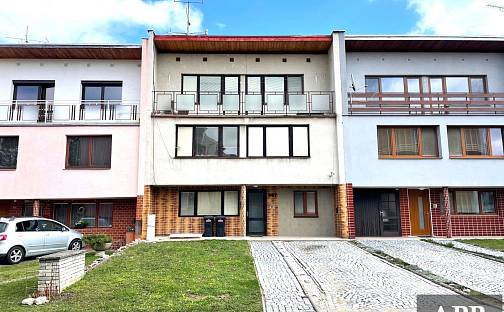 Prodej domu 200 m² s pozemkem 825 m², Nová Čtvrť, Nivnice, okres Uherské Hradiště