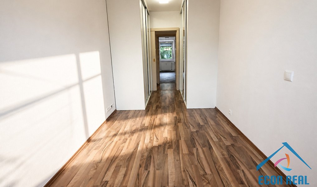 Prodej bytu 3+1 68 m², Praha – náhled fotky 18