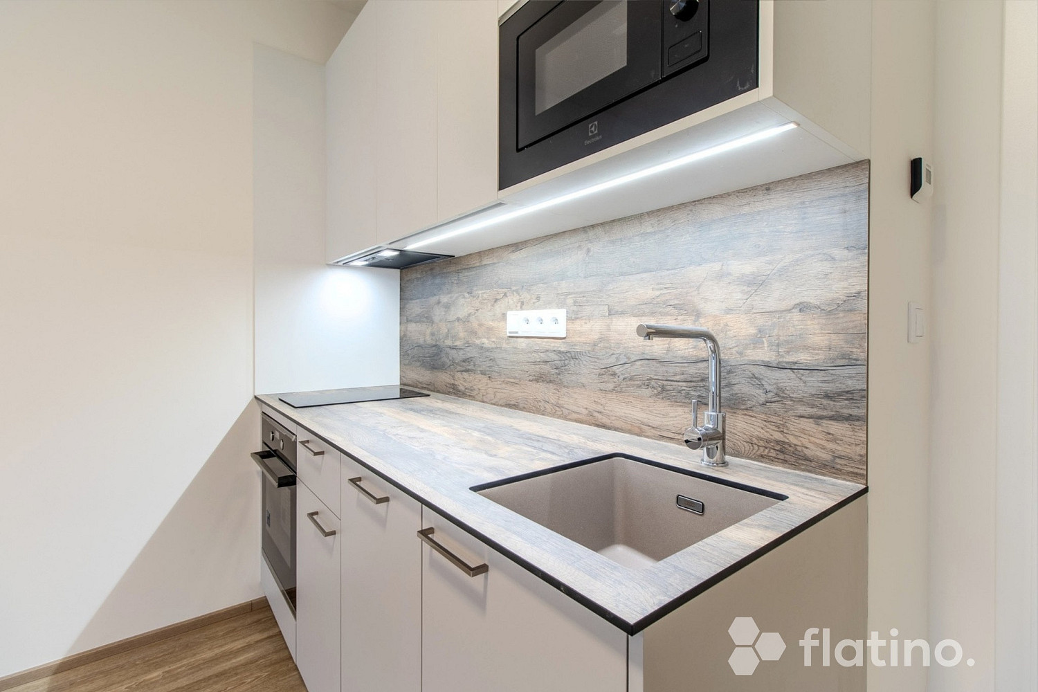 Prodej bytu 1+kk 38 m² — photo 3