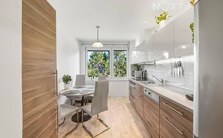 Prodej bytu 3+1 70 m², Nové Město, okres Hradec Králové