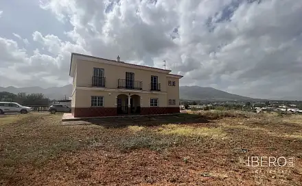 Prodej domu 489 m² s pozemkem 28 447 m², Alhaurín de la Torre, Španělsko