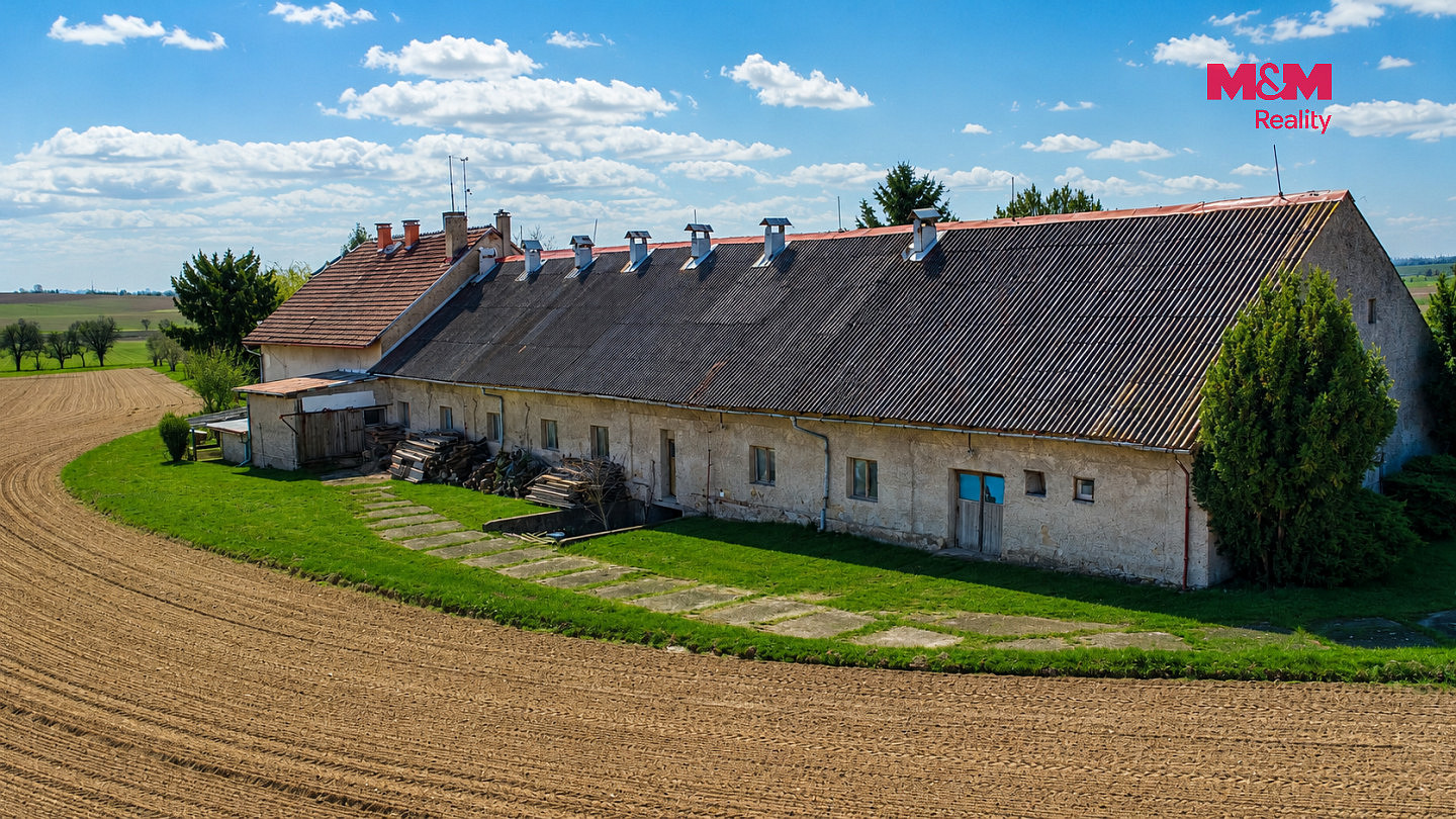 Prodej domu 200 m² s pozemkem 11 189 m² – fotografie 4