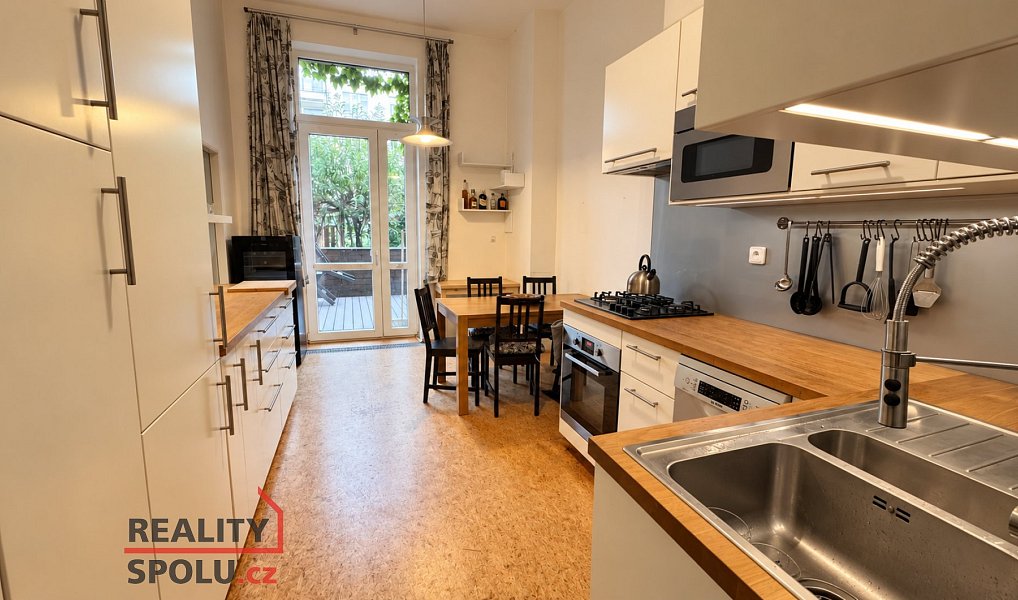 Pronájem bytu 2+1, 71 m², Karlín - Praha 8, Praha