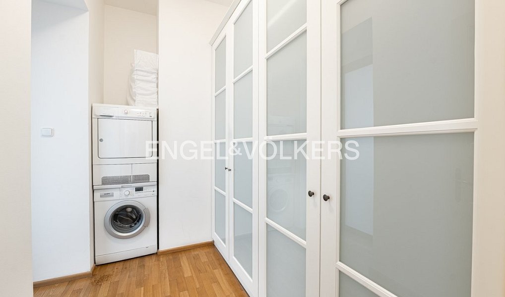 Pronájem bytu 3+1 115 m², Praha – náhled fotky 10