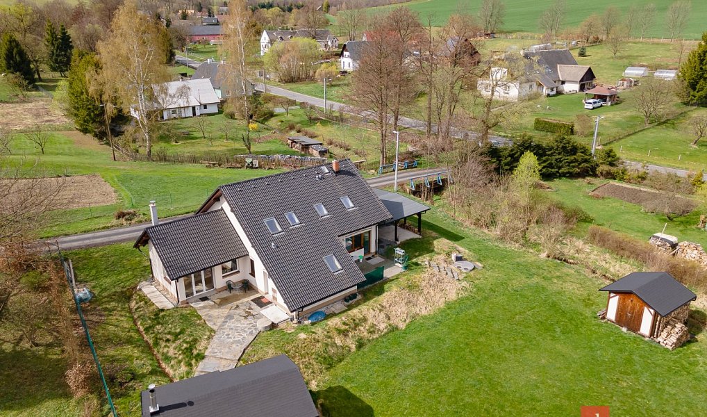 Prodej domu 261 m² s pozemkem 1 916 m², Rudná pod Pradědem – náhled fotky 2