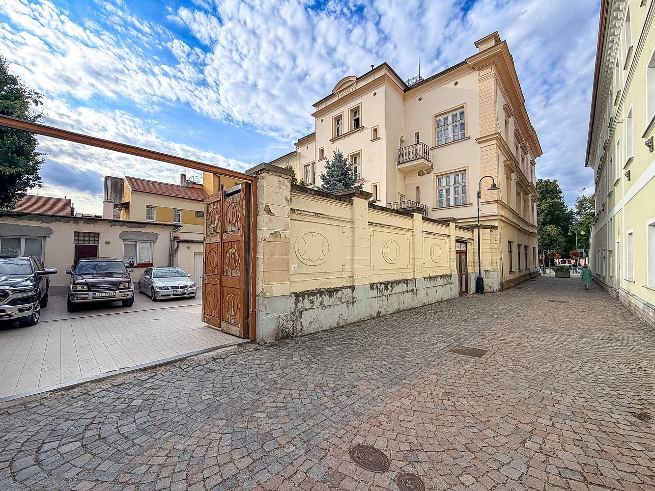 Prodej komerčního objektu (jiného typu) 1 650 m² — photo 2