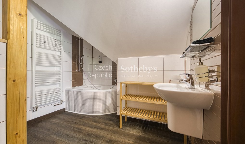Prodej chaty/chalupy 810 m² s pozemkem 6 874 m², Janské Lázně – náhled fotky 14