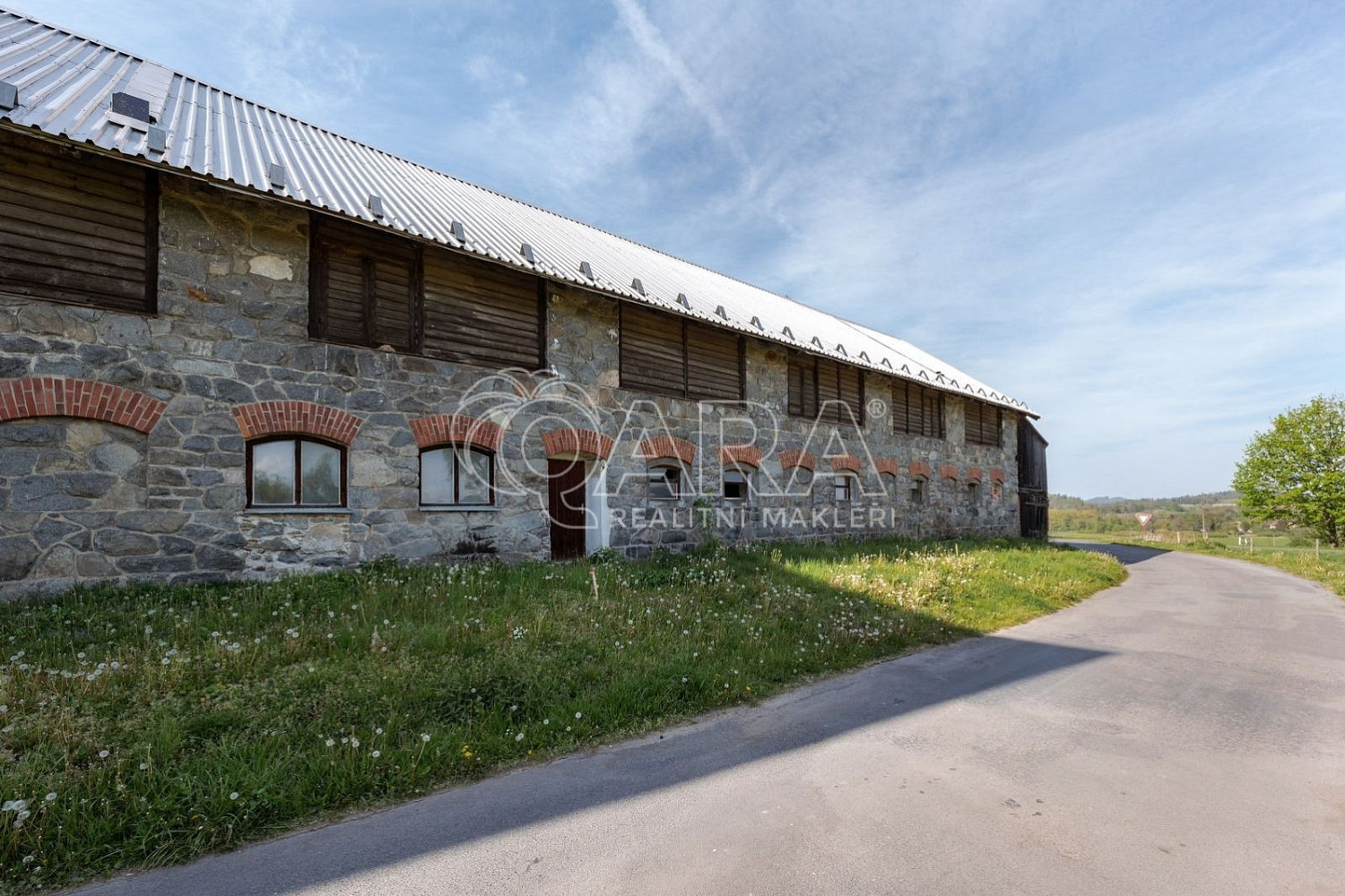 Prodej skladovacích prostor 260 m²