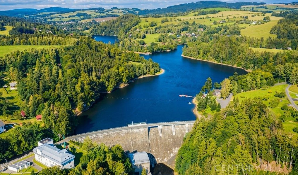 Prodej stavebního pozemku 1 832 m², České Petrovice – náhled fotky 9