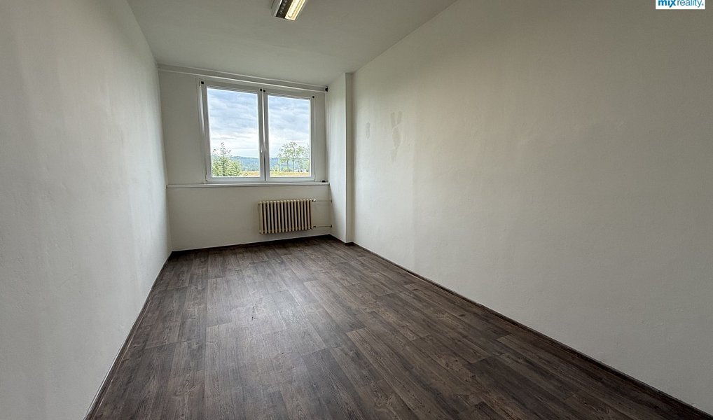 Pronájem bytu 2+1 50 m², Strašice – náhled fotky 12