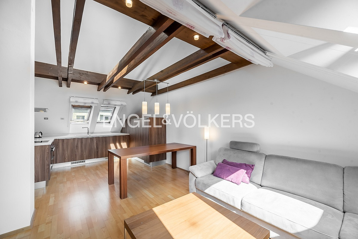 Pronájem bytu 3+kk 86 m² – fotografie 3