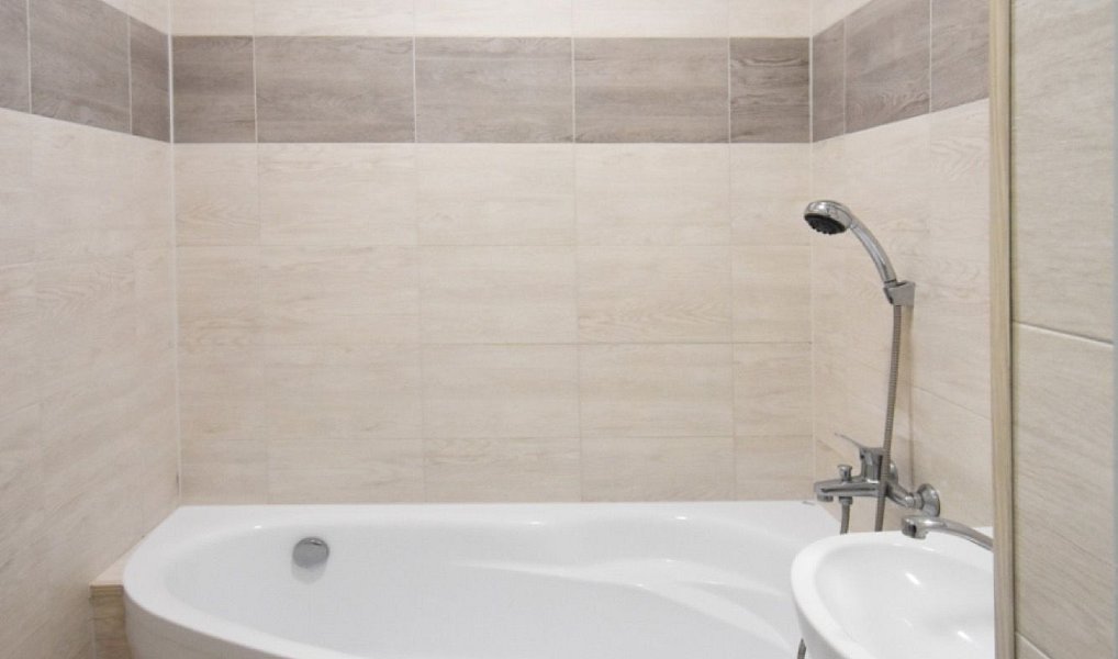 Pronájem bytu 2+1 54 m², Chomutov – náhled fotky 2