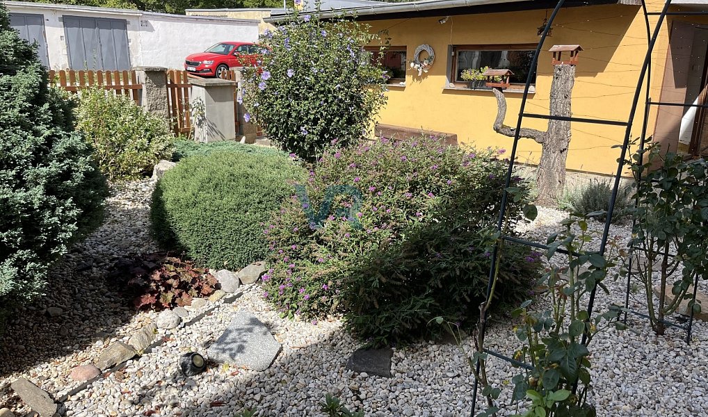 Prodej domu 150 m² s pozemkem 779 m², Planá – náhled fotky 2
