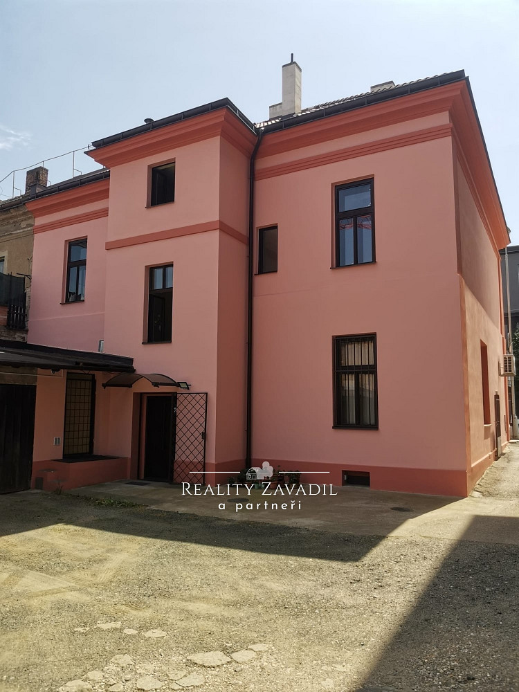 Pronájem kanceláře 36 m² – fotografie 2