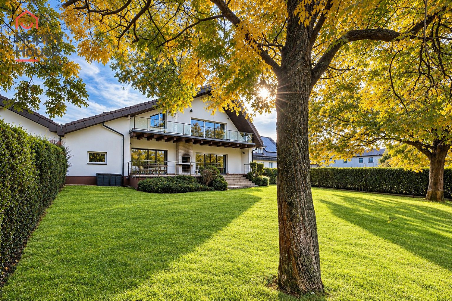 Pronájem domu 350 m² s pozemkem 700 m²