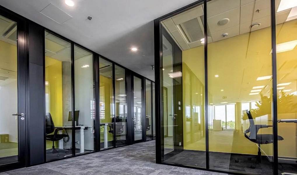 Pronájem kanceláře 247 m², Praha – náhled fotky 7