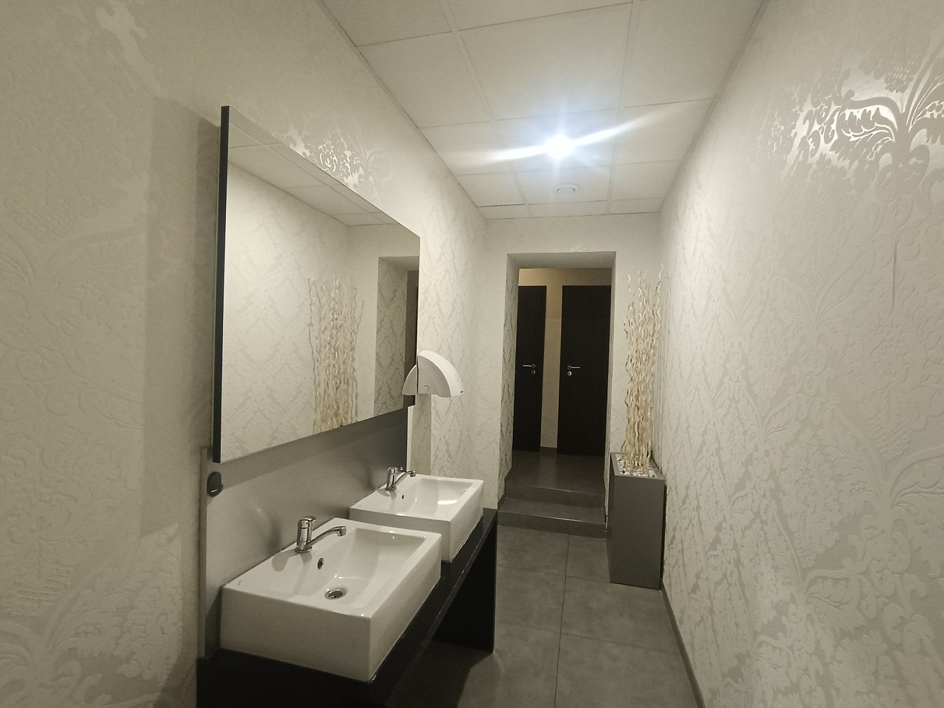 Pronájem kanceláře 14 m² — photo 3