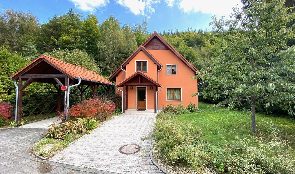 Prodej domu 160 m² s pozemkem 712 m², Karlovy Vary – náhled fotky 2