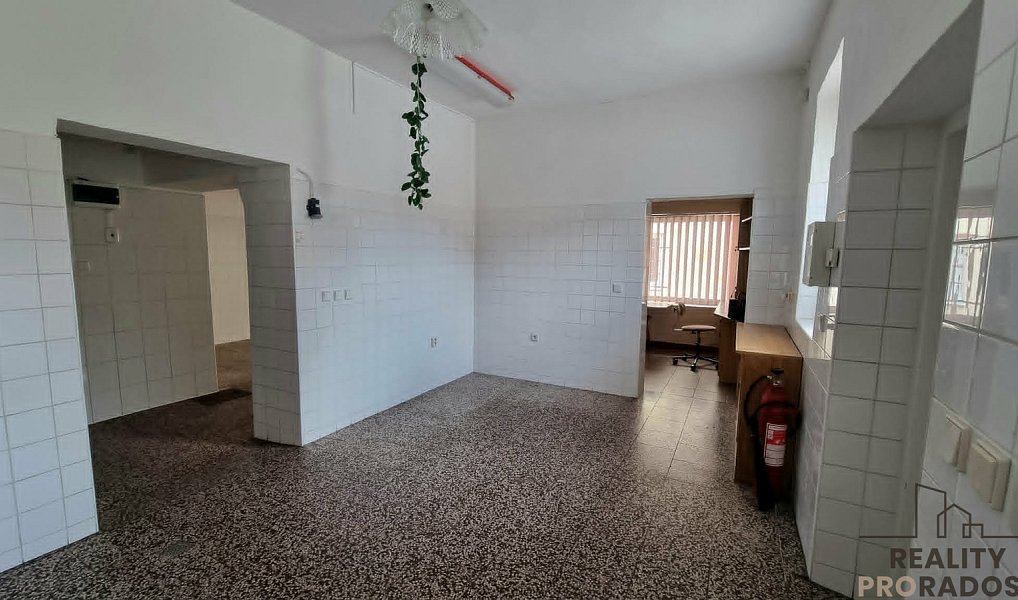 Pronájem obchodních prostor 70 m², Moravský Krumlov – náhled fotky 4