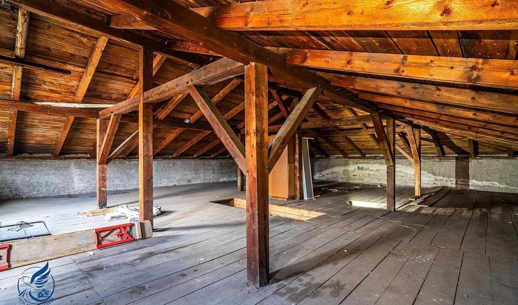 Prodej výrobních prostor 960 m², Kraslice – náhled fotky 2