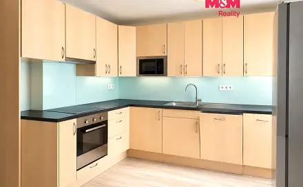 Pronájem bytu 3+kk 84 m², náměstí 5. května, Čelákovice, okres Praha-východ