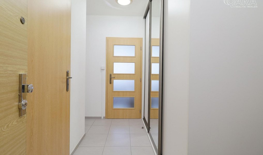 Prodej bytu 2+kk 43 m², Praha – náhled fotky 12