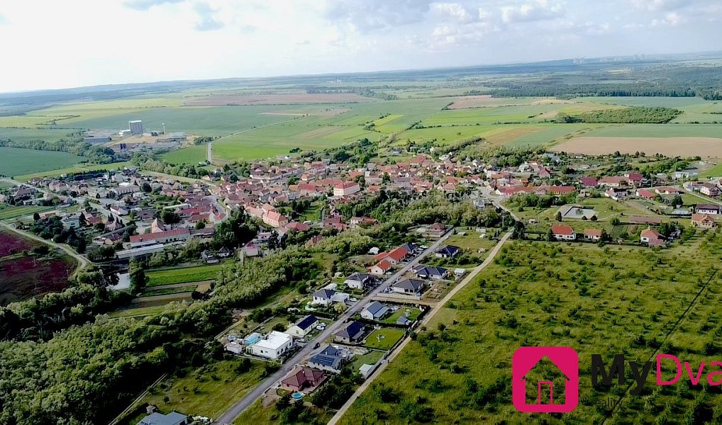 Prodej pole 60 000 m², Mikulovice – náhled fotky 3