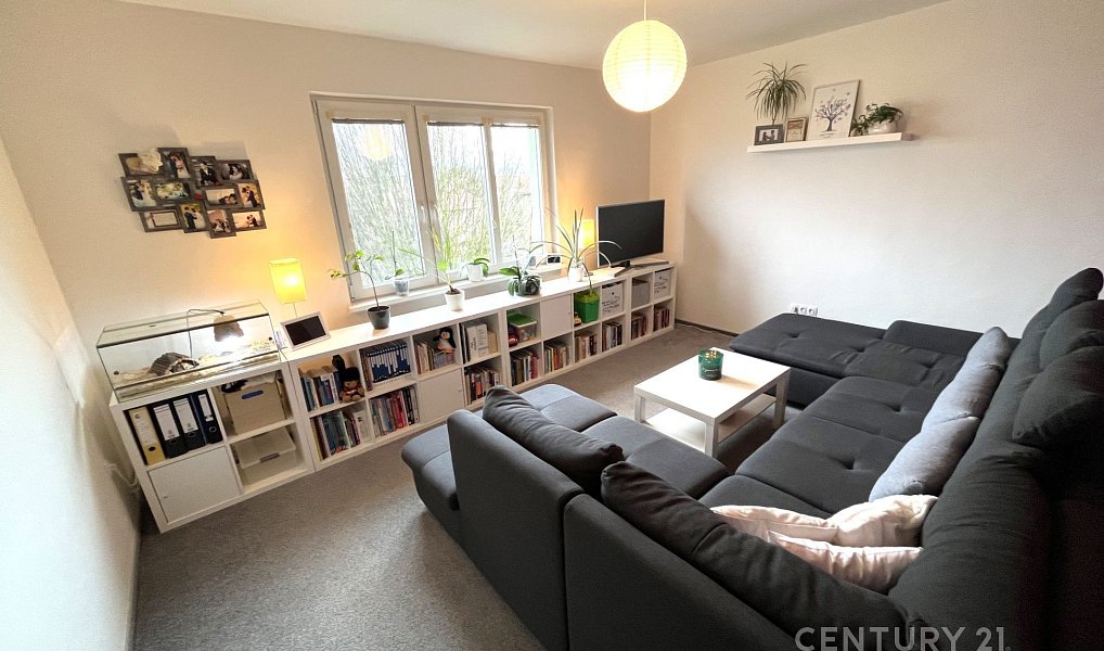 Pronájem bytu 2+1 58 m², Hulín – náhled fotky 2