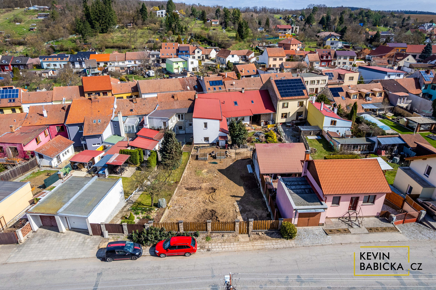 Prodej stavebního pozemku 320 m² — photo 2