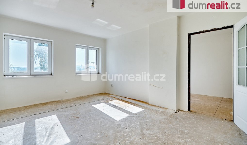 Prodej výrobních prostor 2 500 m², Štědrá – náhled fotky 16