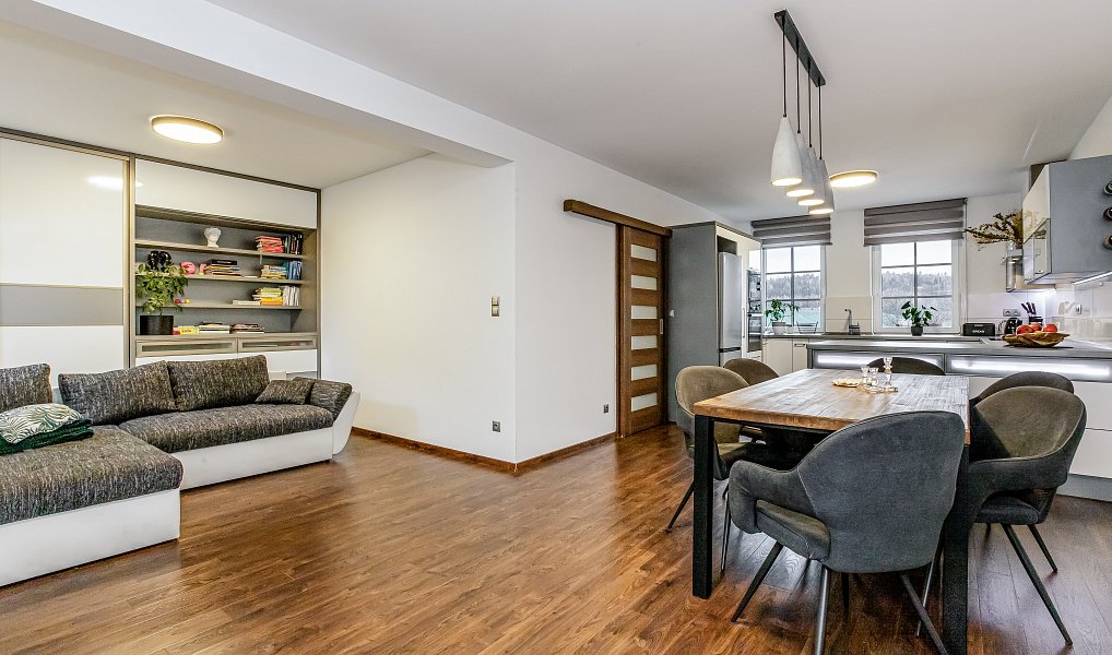 Pronájem domu 107 m² s pozemkem 150 m², Hluboká nad Vltavou – náhled fotky 3