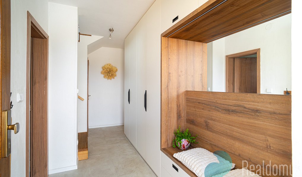 Prodej domu 144 m² s pozemkem 440 m², Vidov – náhled fotky 12