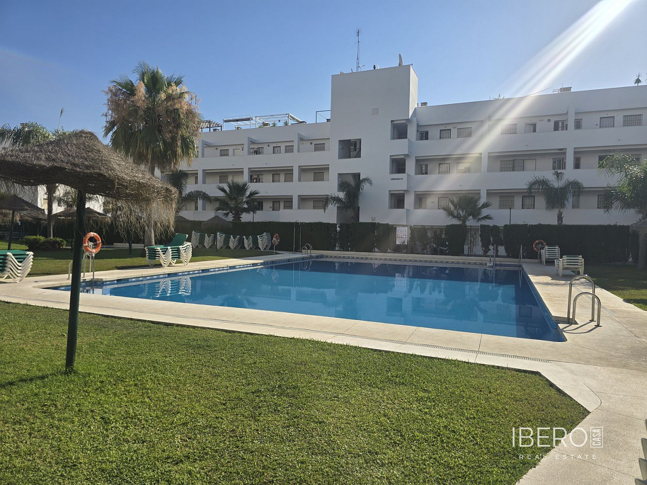 Piso 3+kk – Mijas, Riviera del Sol - Fase VIII, Urbanización Sitio de Calahonda - Vista 2