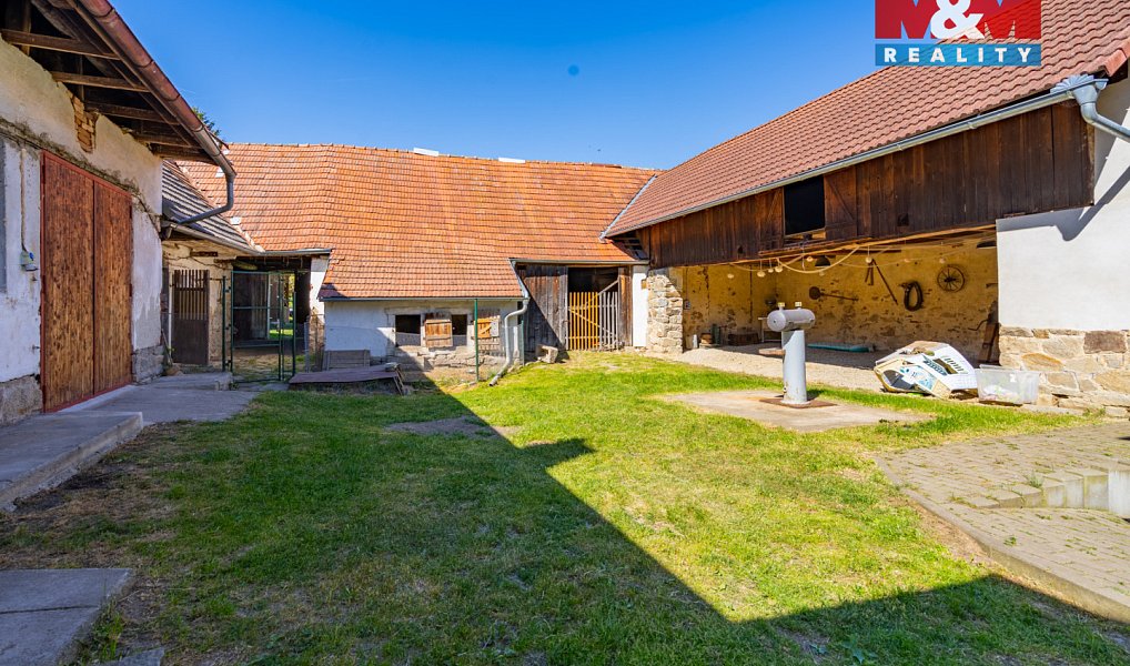 Prodej domu 220 m² s pozemkem 3 838 m², Borovany – náhled fotky 18