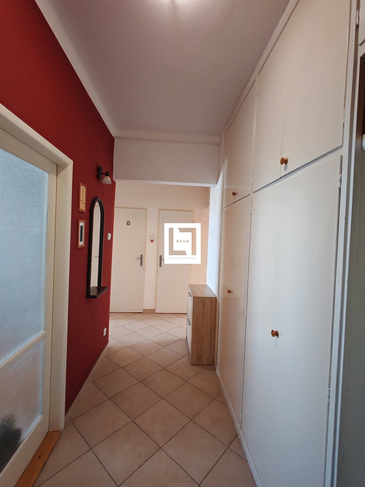 Pronájem bytu 2+1 57 m² — photo 2
