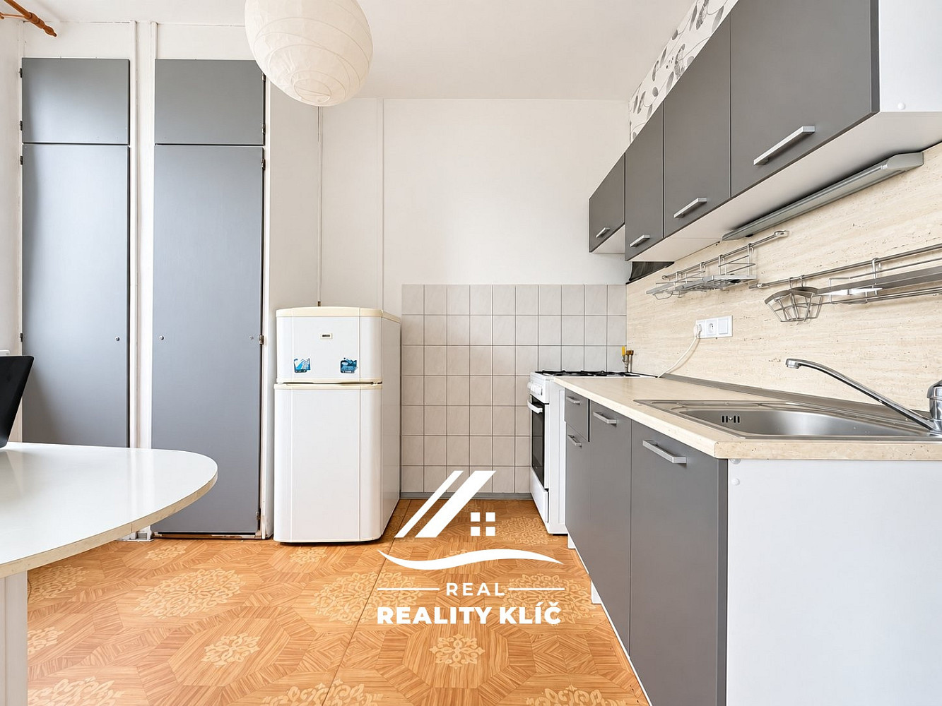 Pronájem bytu 2+1 42 m² – fotografie 5