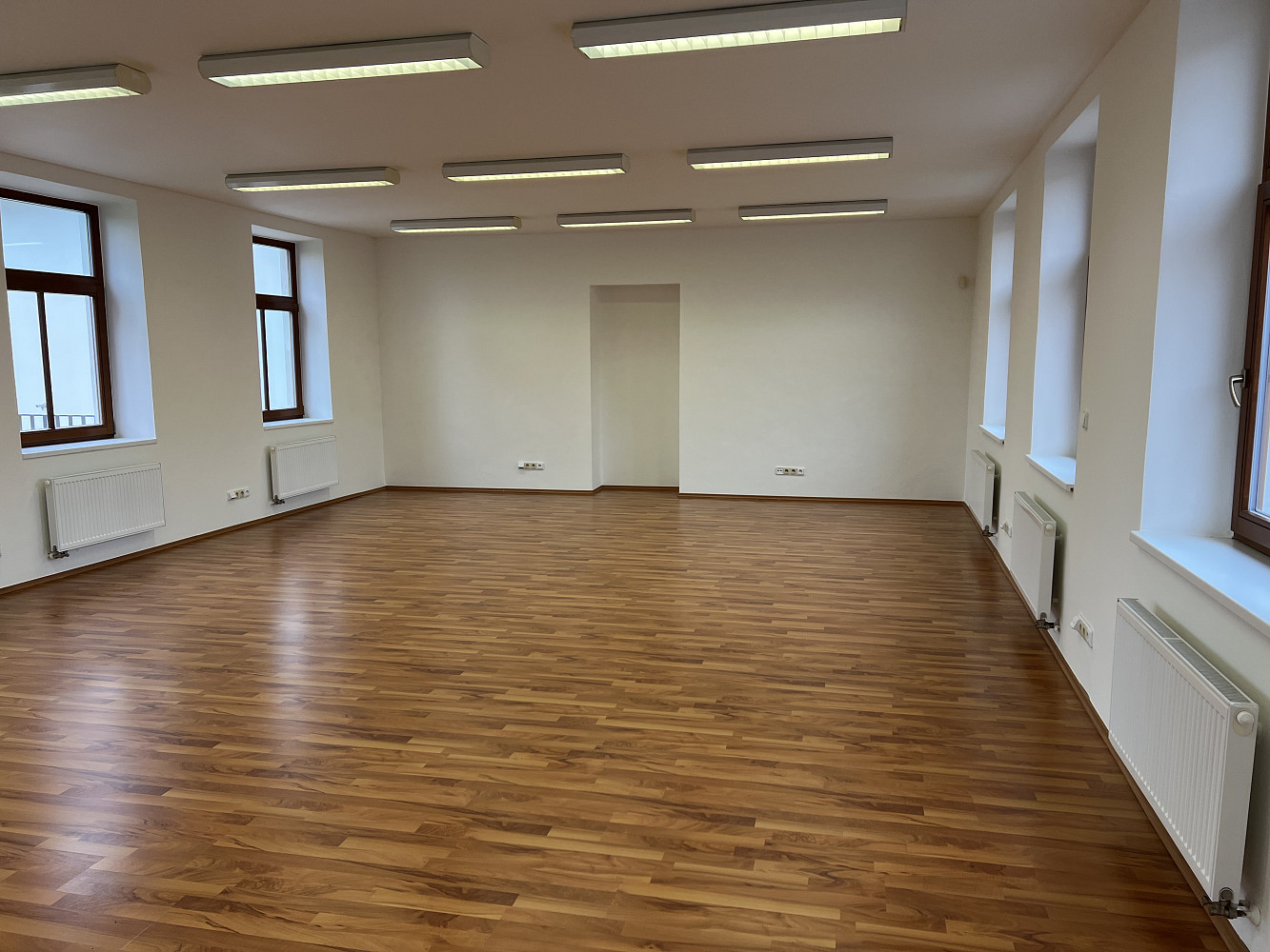 Pronájem kanceláře 80 m²