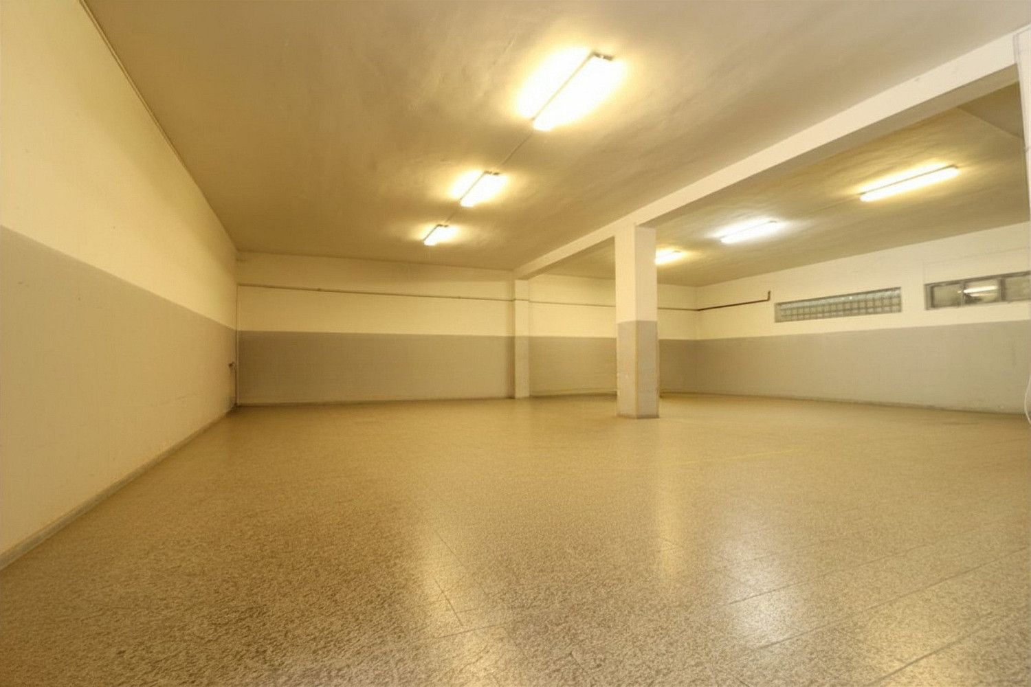 Pronájem skladovacích prostor 260 m² – fotografie 5